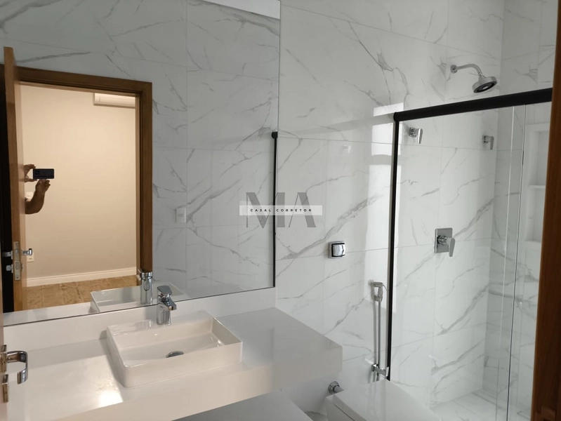 Casa com Piscina no condomínio Damha 3: 18ª foto da galeria de imagens do imóvel