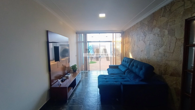 Casa na Nova São Carlos: 2ª foto da galeria de imagens do imóvel