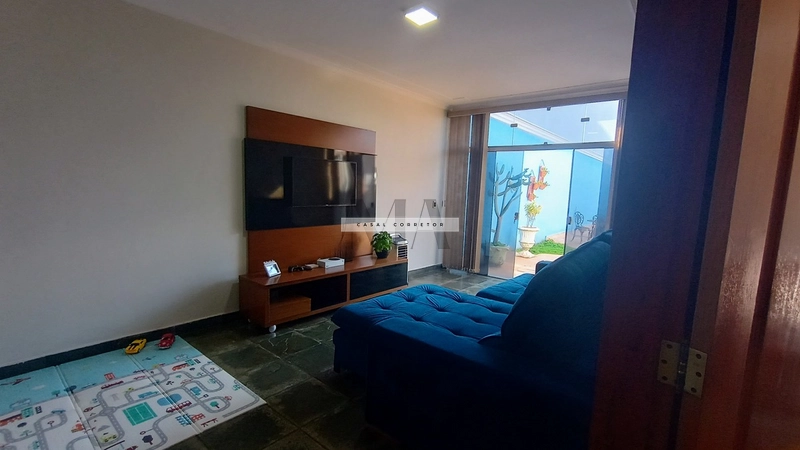 Casa na Nova São Carlos: 3ª foto da galeria de imagens do imóvel