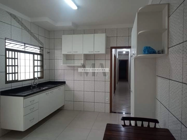 Casa no Jardim Bandeirantes: 1ª foto da galeria de imagens do imóvel