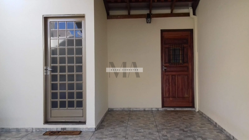 Casa no Jardim Veneza: 1ª foto da galeria de imagens do imóvel