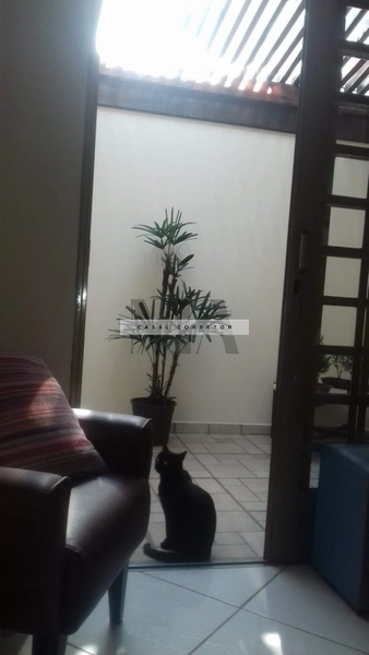 Casa no Jardim Veneza: 3ª foto da galeria de imagens do imóvel