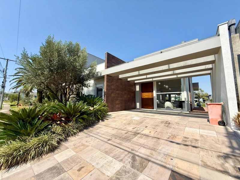 CASA BEIRA LAGO CONDOMINIO CAPÃO ILHAS RESORT