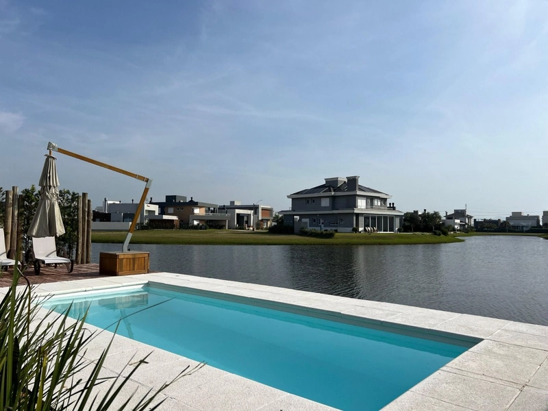 CASA A VENDA NO CONDOMINIO RIVIERA: 33ª foto da galeria de imagens do imóvel