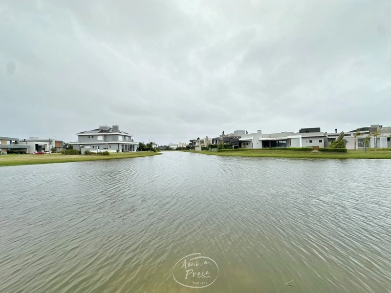 CASA A VENDA NO CONDOMINIO RIVIERA: 30ª foto da galeria de imagens do imóvel
