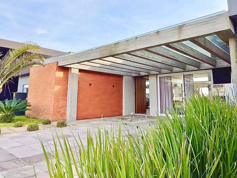 CASA A VENDA NO CONDOMINIO RIVIERA: 1ª foto da galeria de imagens do imóvel