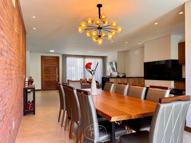 SOBRADO NO BLUE: 15ª foto da galeria de imagens do imóvel