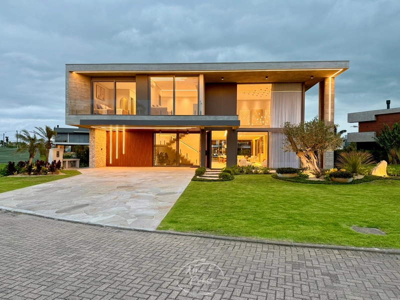 SOBRADO A VENDA NO SENSE: 3ª foto da galeria de imagens do imóvel