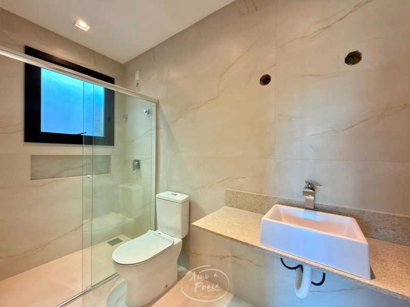 Sobrado com 4 Suítes e Piscina no Condomínio Sunset: 4ª foto da galeria de imagens do imóvel