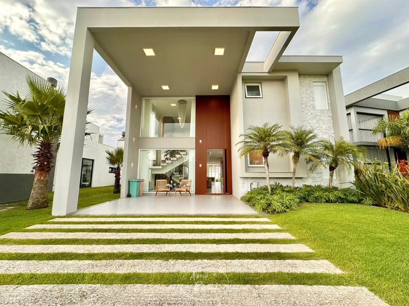 SOBRADO A VENDA NO RIVIERA: 1ª foto da galeria de imagens do imóvel