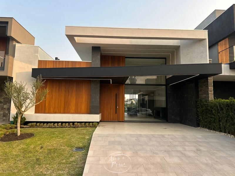 CASA NO CONDOÍNIO SUNSET: 1ª foto da galeria de imagens do imóvel