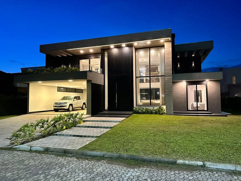 Casa Moderna com Acesso a Lagoa