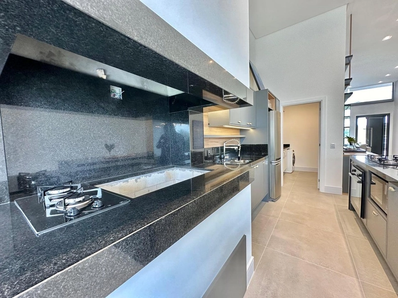 Casa à Venda no Condomínio Arenas Curumim | 3 Suítes, Mobiliada: 8ª foto da galeria de imagens do imóvel