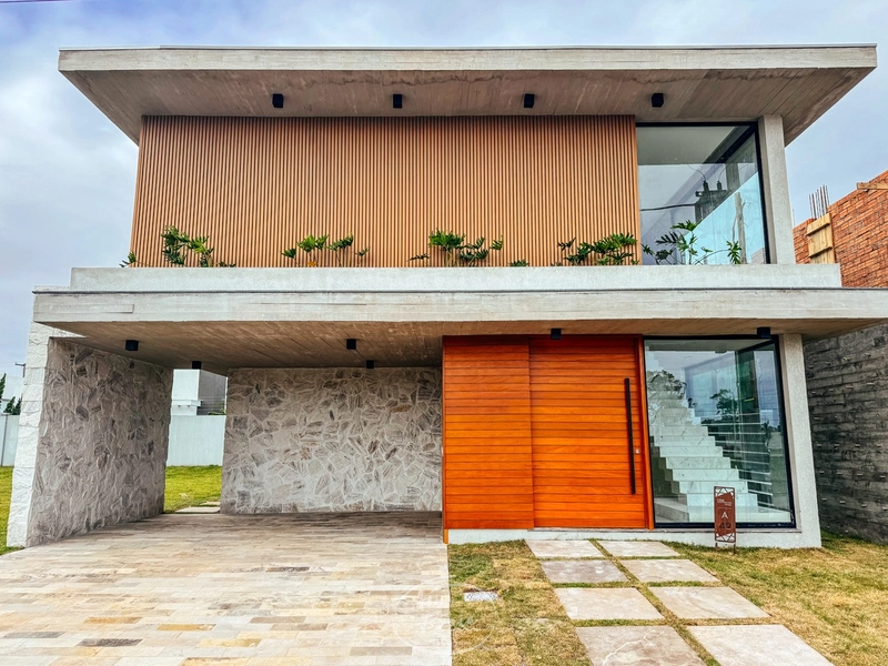 SOBRADO A VENDA NO AMARE