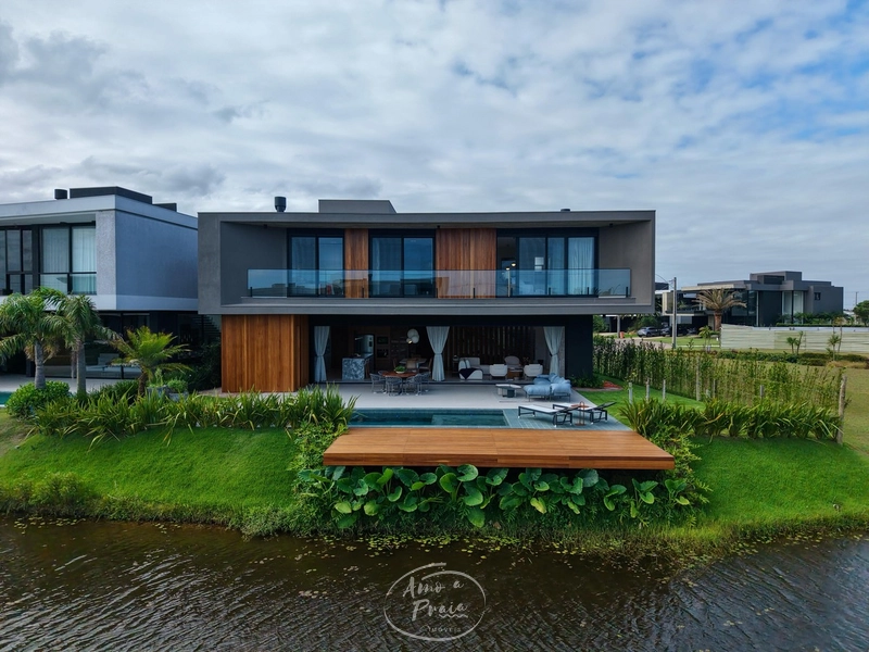 CASA A VENDA NO SENSE: 2ª foto da galeria de imagens do imóvel