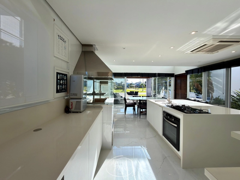 Casa à Venda no Condomínio Ventura em Xangri-Lá | 4 Suítes, 360 m²: 15ª foto da galeria de imagens do imóvel