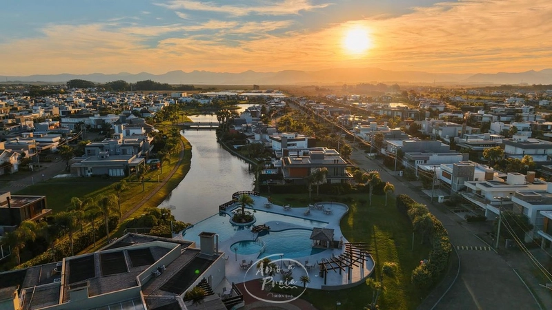 SOBRADO A VENDA NO SEA COAST: 49ª foto da galeria de imagens do imóvel