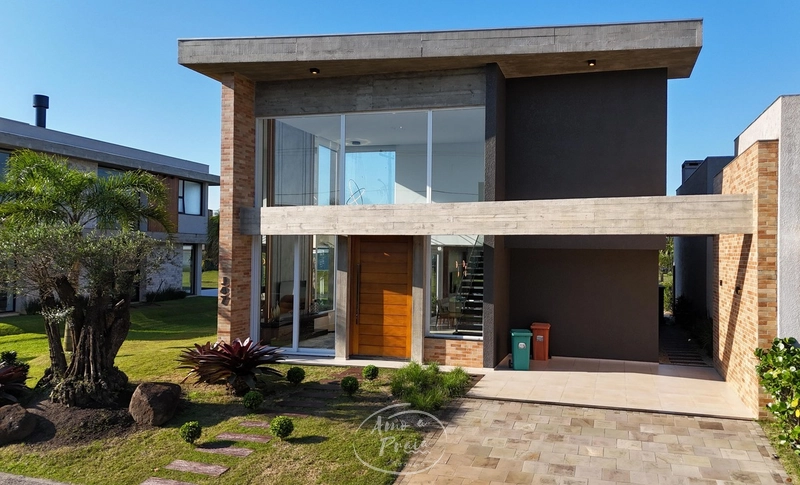 SOBRADO À VENDA  COND CAPÃO ILHAS RESORT BEIRA LAGO