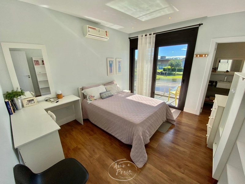 Sobrado diferenciado no Condomínio Villaggio Atlântida: 12ª foto da galeria de imagens do imóvel