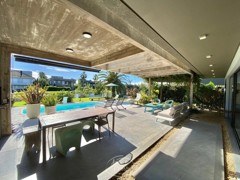 Sobrado diferenciado no Condomínio Villaggio Atlântida: 23ª foto da galeria de imagens do imóvel