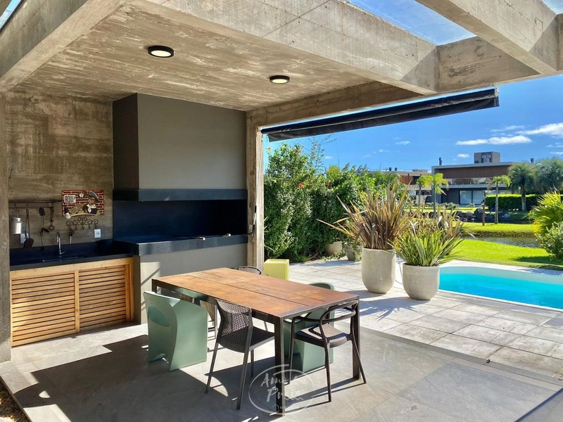 Sobrado diferenciado no Condomínio Villaggio Atlântida: 26ª foto da galeria de imagens do imóvel