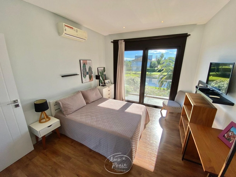 Sobrado diferenciado no Condomínio Villaggio Atlântida: 14ª foto da galeria de imagens do imóvel