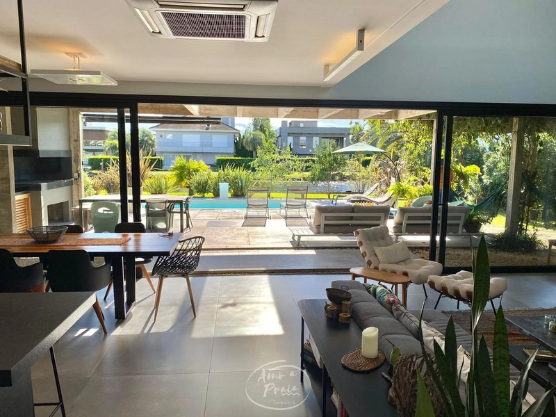 Sobrado diferenciado no Condomínio Villaggio Atlântida: 6ª foto da galeria de imagens do imóvel