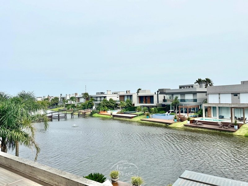 Sobrado Cond. Malibu: 24ª foto da galeria de imagens do imóvel