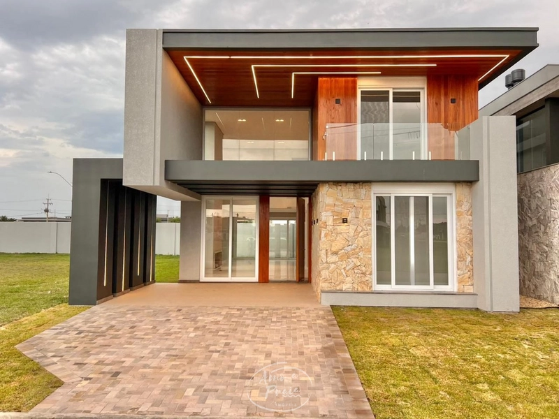 Casa Nova no Cond. Amare!