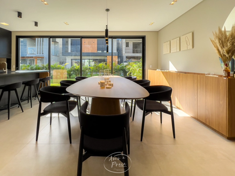 Casa mobiliada com 4 suítes e piscina no Condomínio Sunset: 60ª foto da galeria de imagens do imóvel