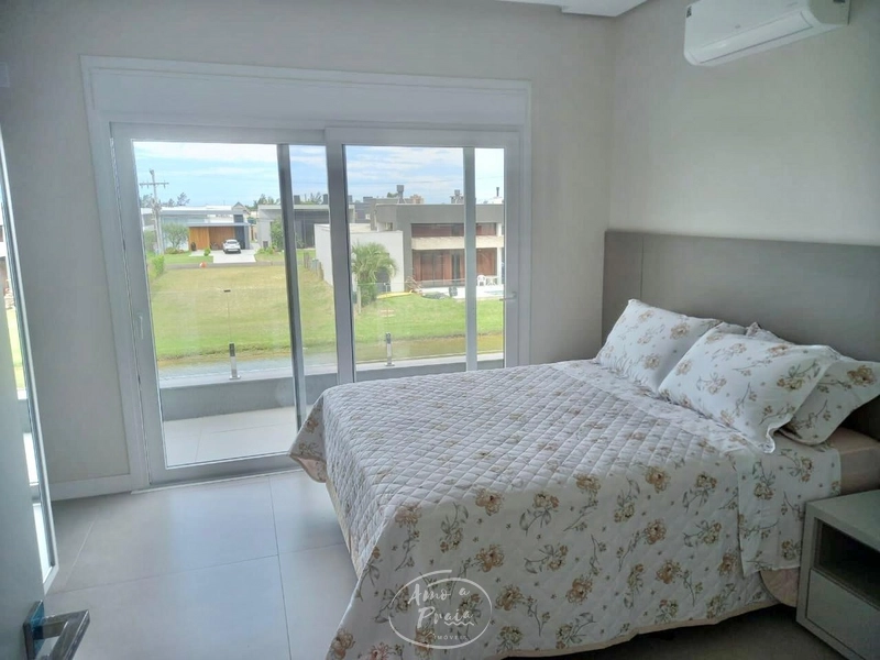 Casa com 3 suítes e piscina no Condomínio Riviera: 13ª foto da galeria de imagens do imóvel