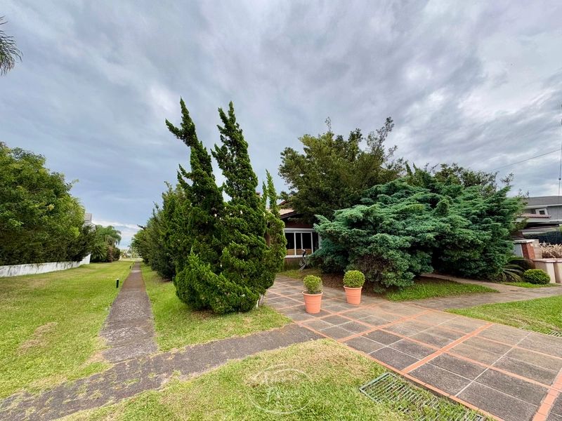 Sobrado no Lagos Park: 3ª foto da galeria de imagens do imóvel