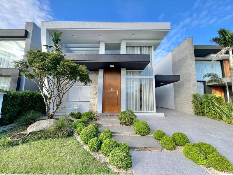 Sobrado no Capão Ilhas!