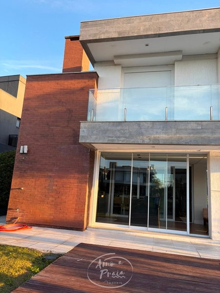 Casa com 3 dorm. e piscina no Condomínio Celebration: 2ª foto da galeria de imagens do imóvel