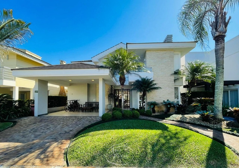 Condomínio Porto Coronado