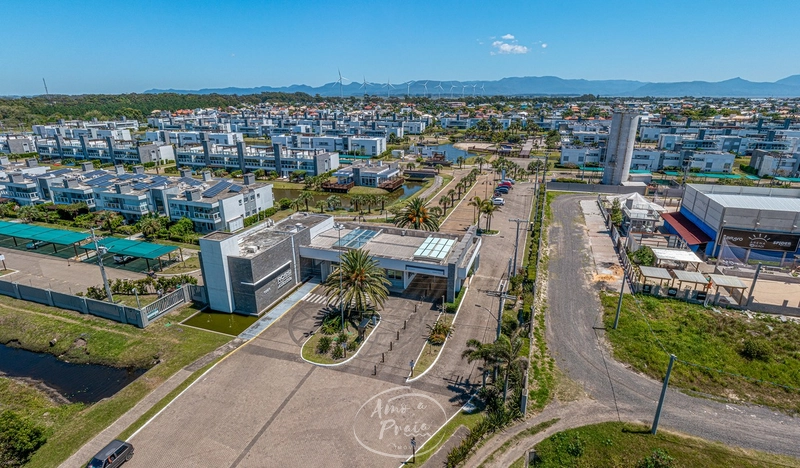 Apartamento com pátio beira lago!: 11ª foto da galeria de imagens do imóvel