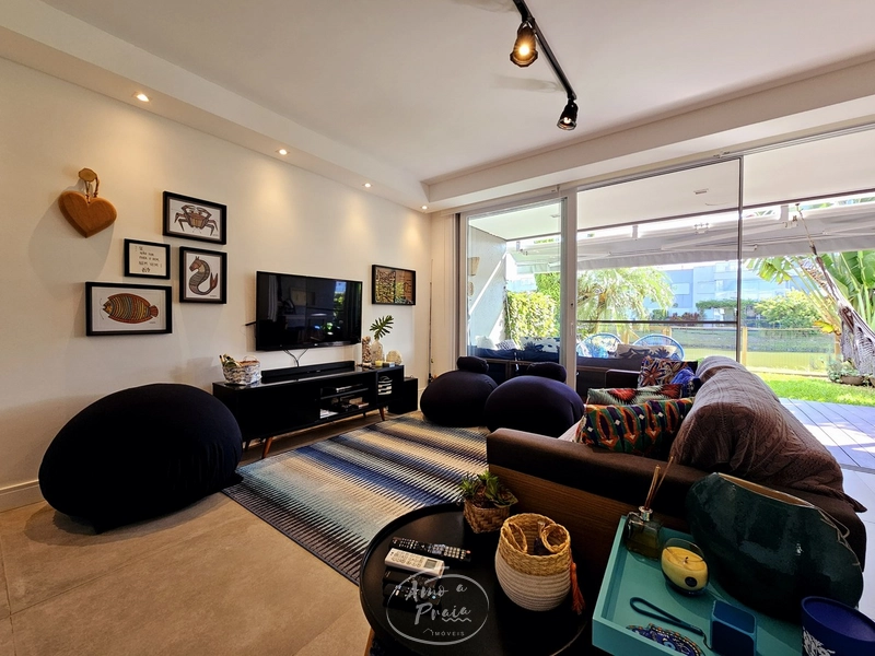 Apartamento com pátio beira lago!: 13ª foto da galeria de imagens do imóvel