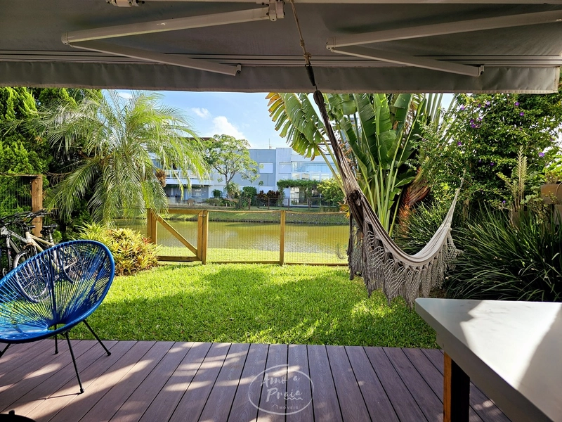 Apartamento com pátio beira lago!: 26ª foto da galeria de imagens do imóvel