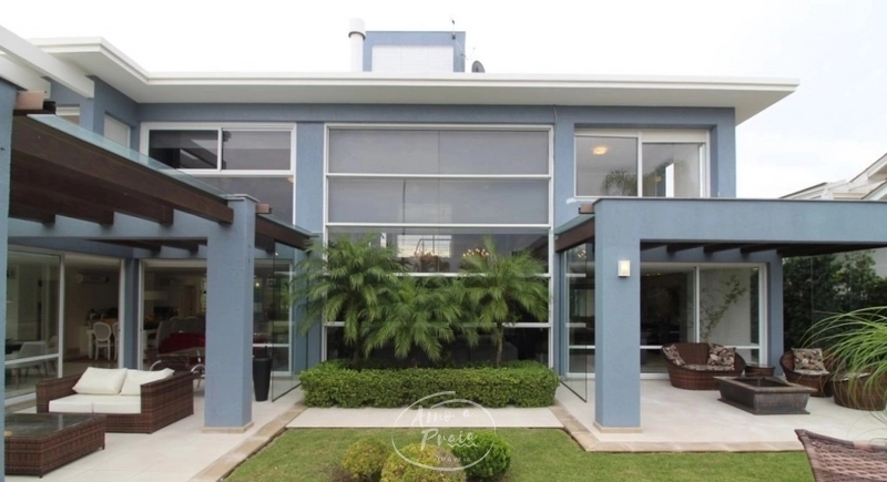 Casa de Alto Padrão com 5 Dormitórios no Condomínio Ilhas Park: 1ª foto da galeria de imagens do imóvel