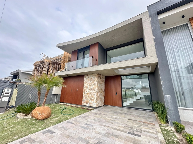 Casa em frente à Infra do Sunset: 2ª foto da galeria de imagens do imóvel
