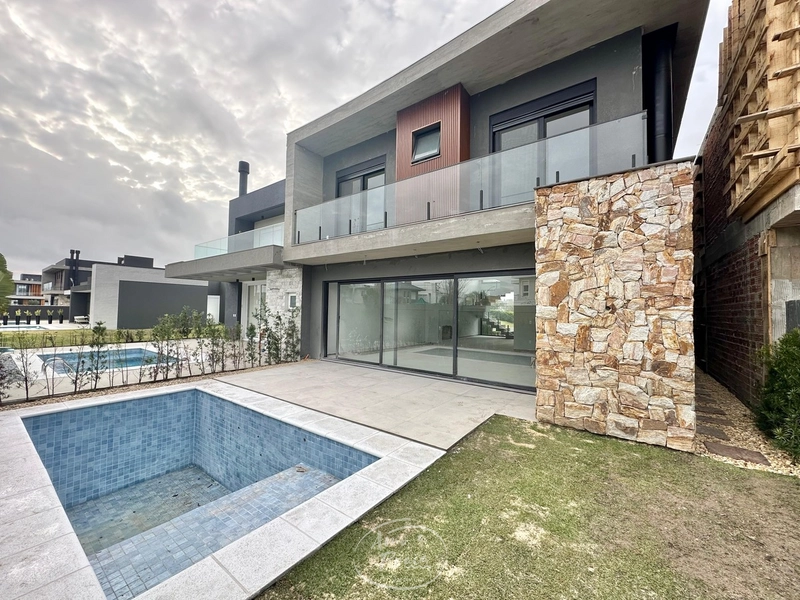 Casa em frente à Infra do Sunset: 3ª foto da galeria de imagens do imóvel