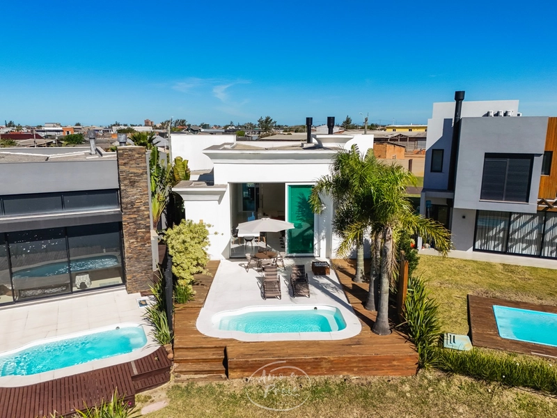 Casa no Riviera!: 2ª foto da galeria de imagens do imóvel