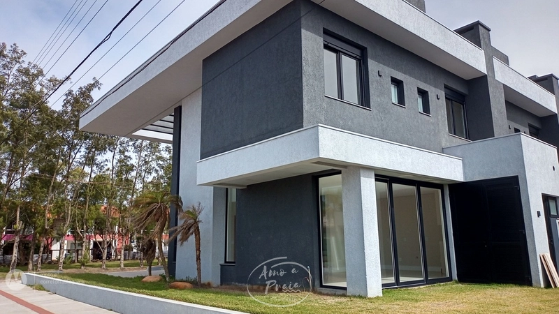 SOBRADOS EM XANGRI-LÁ – Região mais central da praia!: 2ª foto da galeria de imagens do imóvel
