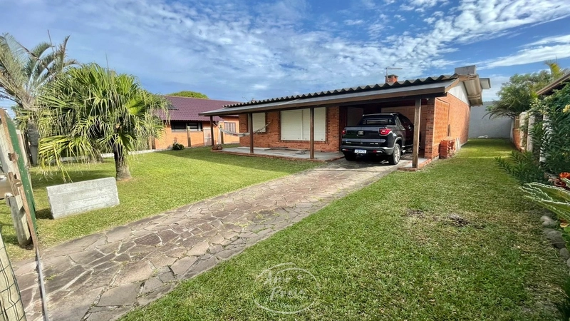 Casa no Centro de Xangri-Lá: 1ª foto da galeria de imagens do imóvel