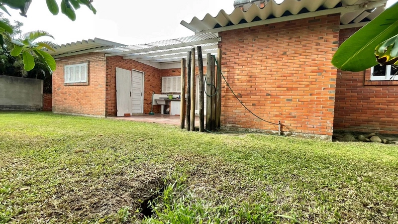 Casa no Centro de Xangri-Lá: 22ª foto da galeria de imagens do imóvel
