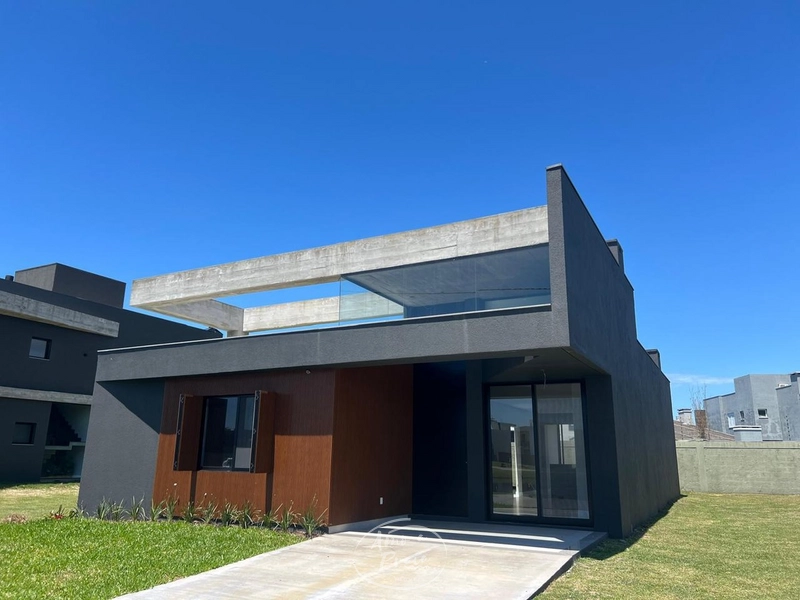 Casa térrea no Sunset!: 1ª foto da galeria de imagens do imóvel
