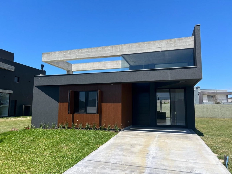 Casa térrea no Sunset!: 2ª foto da galeria de imagens do imóvel