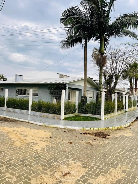 NOVIDADE A VENDA - Centro de Atlântida: 1ª foto da galeria de imagens do imóvel