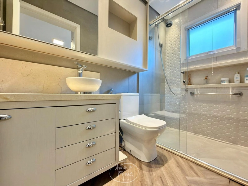 Casa Beira-Lago com 5 Suítes e Cinema no Condomínio Enseada Lagos: 22ª foto da galeria de imagens do imóvel