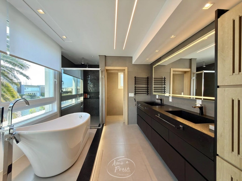 Casa Beira-Lago com 5 Suítes e Cinema no Condomínio Enseada Lagos: 29ª foto da galeria de imagens do imóvel